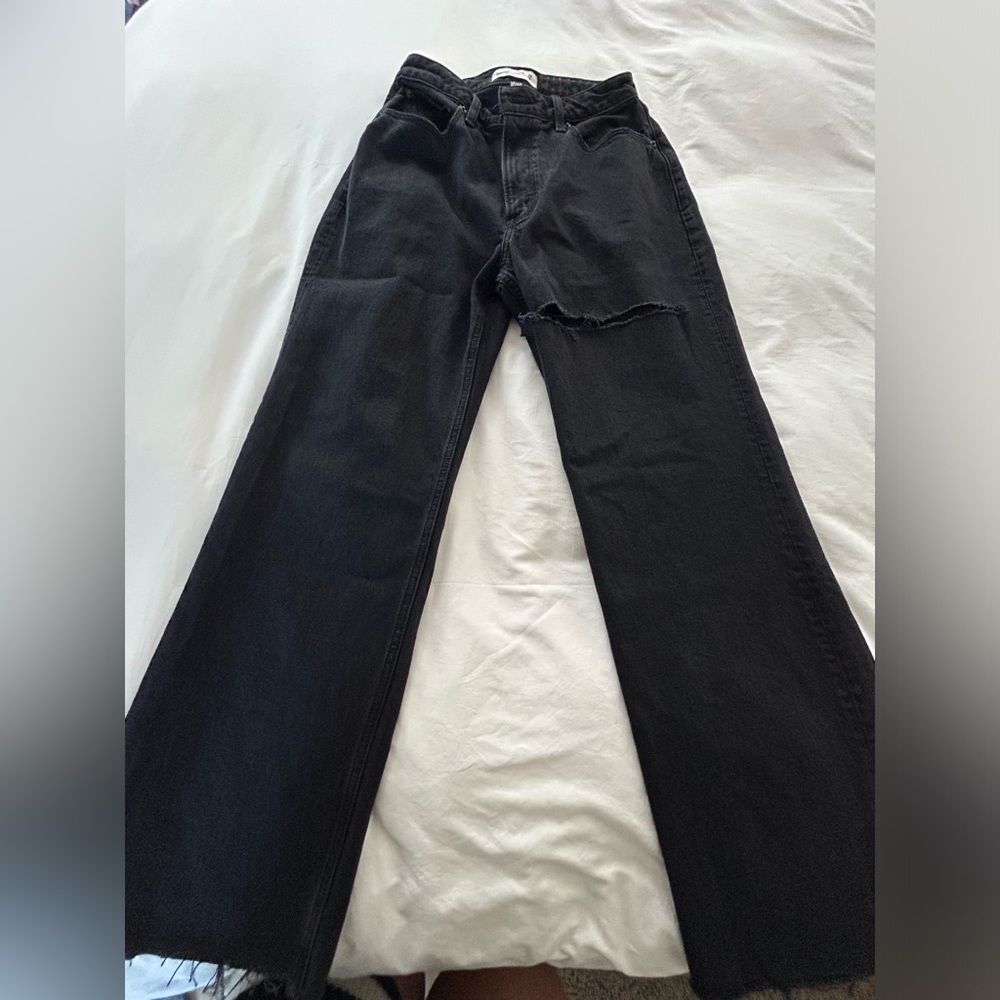 Abercrombie High Rise 90s Relaxed Jean
